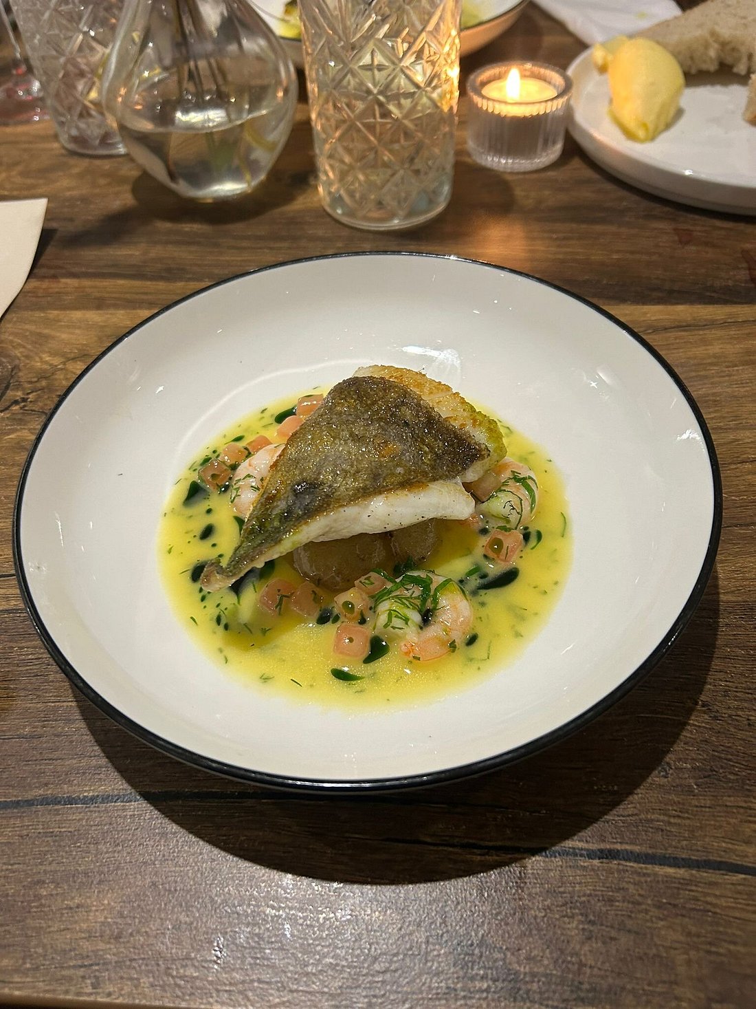 PL28 Cafe photo 7